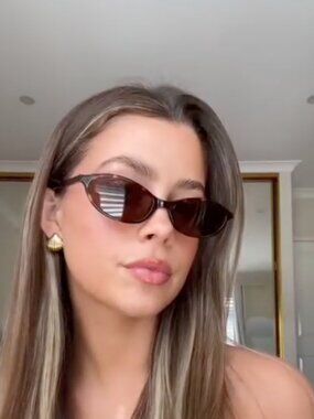 Retro Oval Sunglasses for Women Chic Cat Eye 90s Sunnies